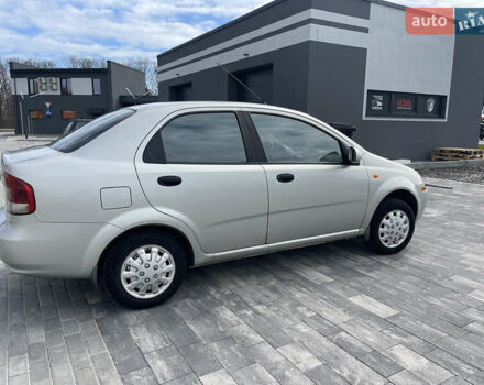 Серый Шевроле Авео, объемом двигателя 1.5 л и пробегом 283 тыс. км за 3900 $, фото 17 на Automoto.ua