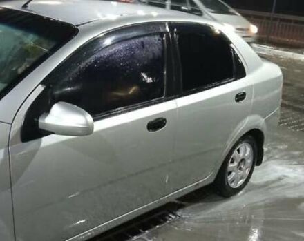 Серый Шевроле Авео, объемом двигателя 1.5 л и пробегом 300 тыс. км за 3500 $, фото 2 на Automoto.ua