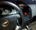 Серый Шевроле Авео, объемом двигателя 1.5 л и пробегом 420 тыс. км за 1760 $, фото 1 на Automoto.ua