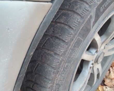 Серый Шевроле Авео, объемом двигателя 1.5 л и пробегом 430 тыс. км за 2000 $, фото 2 на Automoto.ua