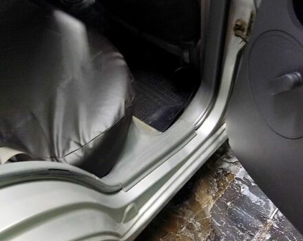 Серый Шевроле Авео, объемом двигателя 1.5 л и пробегом 210 тыс. км за 2400 $, фото 5 на Automoto.ua