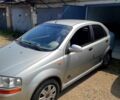 Серый Шевроле Авео, объемом двигателя 1.5 л и пробегом 260 тыс. км за 1200 $, фото 1 на Automoto.ua