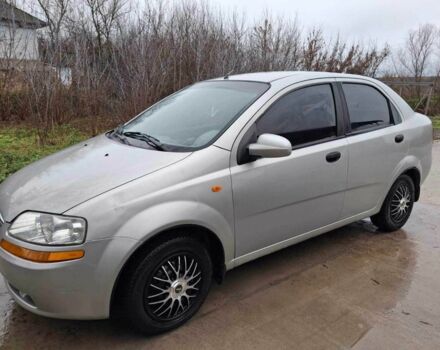 Сірий Шевроле Авео, об'ємом двигуна 1.5 л та пробігом 250 тис. км за 2650 $, фото 1 на Automoto.ua