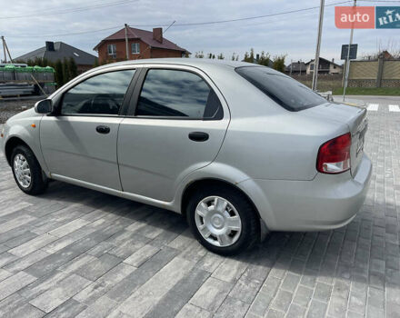 Серый Шевроле Авео, объемом двигателя 1.5 л и пробегом 283 тыс. км за 3900 $, фото 20 на Automoto.ua