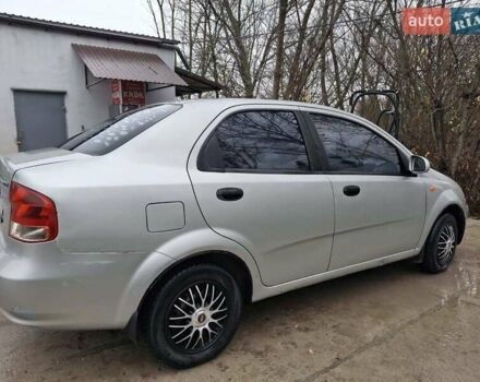 Сірий Шевроле Авео, об'ємом двигуна 1.5 л та пробігом 250 тис. км за 2650 $, фото 4 на Automoto.ua