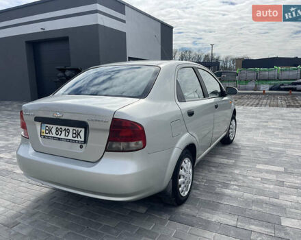 Серый Шевроле Авео, объемом двигателя 1.5 л и пробегом 283 тыс. км за 3900 $, фото 18 на Automoto.ua