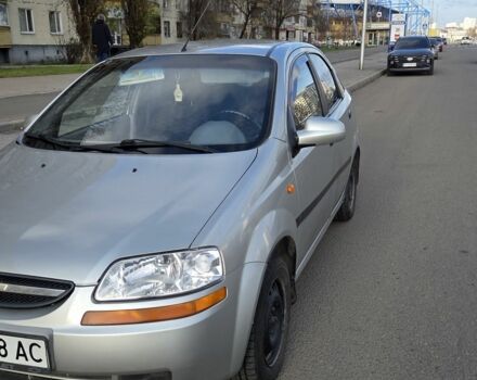 Серый Шевроле Авео, объемом двигателя 1.5 л и пробегом 120 тыс. км за 3400 $, фото 1 на Automoto.ua