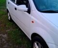Серый Шевроле Авео, объемом двигателя 1.5 л и пробегом 177 тыс. км за 3000 $, фото 1 на Automoto.ua