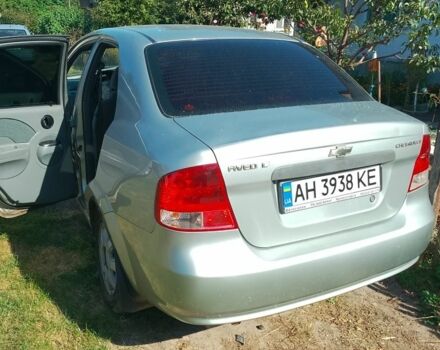 Серый Шевроле Авео, объемом двигателя 1.5 л и пробегом 210 тыс. км за 999 $, фото 1 на Automoto.ua