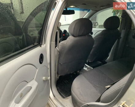 Серый Шевроле Авео, объемом двигателя 1.5 л и пробегом 200 тыс. км за 4300 $, фото 17 на Automoto.ua