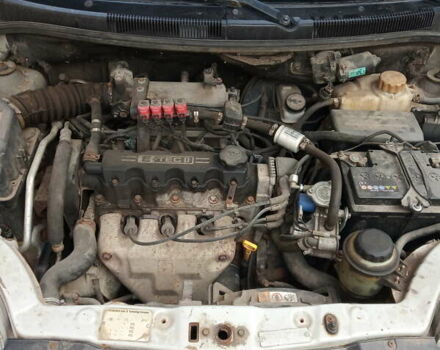 Серый Шевроле Авео, объемом двигателя 1.5 л и пробегом 260 тыс. км за 3000 $, фото 2 на Automoto.ua