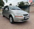 Серый Шевроле Авео, объемом двигателя 1.5 л и пробегом 155 тыс. км за 3199 $, фото 1 на Automoto.ua