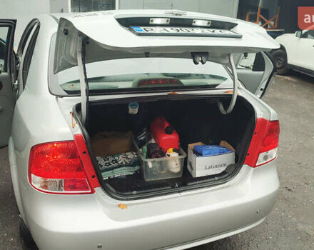 Серый Шевроле Авео, объемом двигателя 1.5 л и пробегом 137 тыс. км за 3500 $, фото 7 на Automoto.ua