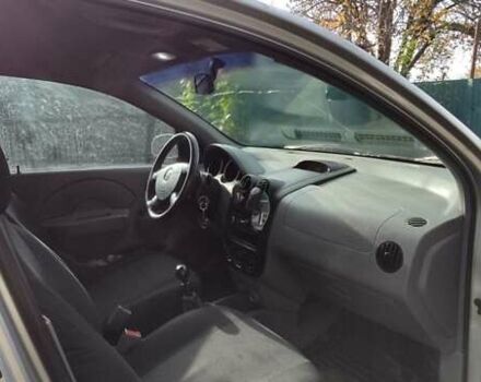Серый Шевроле Авео, объемом двигателя 1.5 л и пробегом 220 тыс. км за 2700 $, фото 6 на Automoto.ua