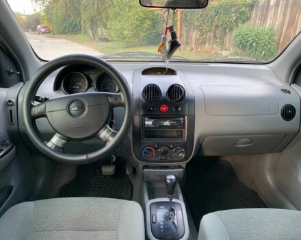 Сірий Шевроле Авео, об'ємом двигуна 1.5 л та пробігом 247 тис. км за 3400 $, фото 9 на Automoto.ua