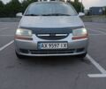Серый Шевроле Авео, объемом двигателя 1.5 л и пробегом 250 тыс. км за 2299 $, фото 1 на Automoto.ua