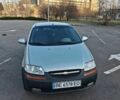 Серый Шевроле Авео, объемом двигателя 1.5 л и пробегом 302 тыс. км за 2300 $, фото 1 на Automoto.ua