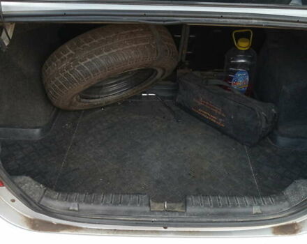 Серый Шевроле Авео, объемом двигателя 1.5 л и пробегом 260 тыс. км за 3000 $, фото 5 на Automoto.ua