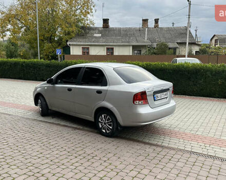 Серый Шевроле Авео, объемом двигателя 1.5 л и пробегом 260 тыс. км за 2500 $, фото 1 на Automoto.ua