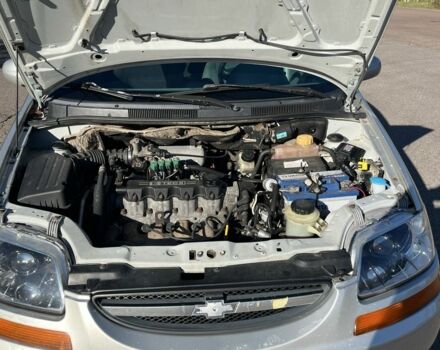 Сірий Шевроле Авео, об'ємом двигуна 1.5 л та пробігом 230 тис. км за 2200 $, фото 7 на Automoto.ua