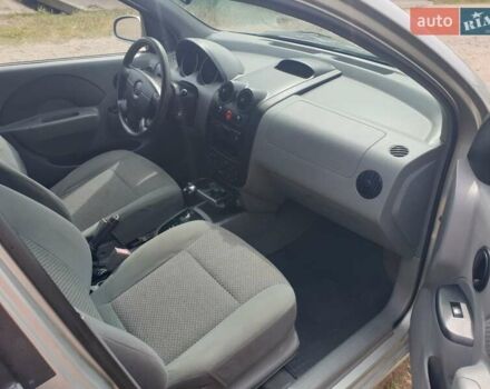 Серый Шевроле Авео, объемом двигателя 1.5 л и пробегом 280 тыс. км за 4300 $, фото 13 на Automoto.ua