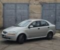 Сірий Шевроле Авео, об'ємом двигуна 1.5 л та пробігом 300 тис. км за 2000 $, фото 1 на Automoto.ua