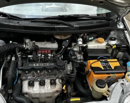 Серый Шевроле Авео, объемом двигателя 1.5 л и пробегом 250 тыс. км за 2840 $, фото 4 на Automoto.ua