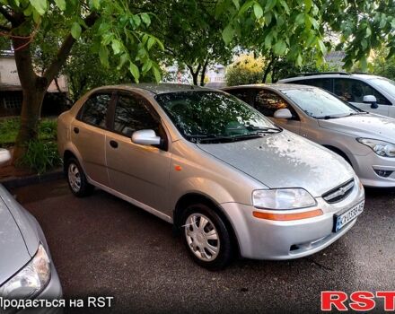 Серый Шевроле Авео, объемом двигателя 1.5 л и пробегом 200 тыс. км за 2750 $, фото 1 на Automoto.ua