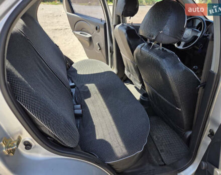 Серый Шевроле Авео, объемом двигателя 1.5 л и пробегом 202 тыс. км за 3000 $, фото 10 на Automoto.ua