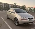 Сірий Шевроле Авео, об'ємом двигуна 1.5 л та пробігом 197 тис. км за 3000 $, фото 1 на Automoto.ua