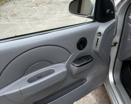 Сірий Шевроле Авео, об'ємом двигуна 1.5 л та пробігом 229 тис. км за 4000 $, фото 8 на Automoto.ua