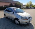 Сірий Шевроле Авео, об'ємом двигуна 1.5 л та пробігом 226 тис. км за 2350 $, фото 1 на Automoto.ua