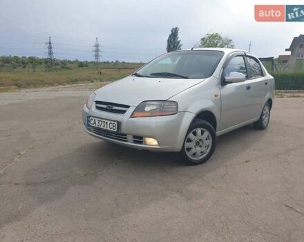 Серый Шевроле Авео, объемом двигателя 1.5 л и пробегом 280 тыс. км за 4300 $, фото 1 на Automoto.ua