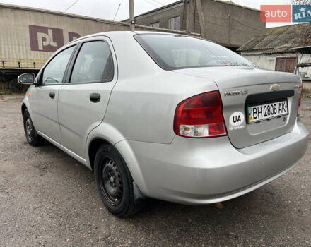 Сірий Шевроле Авео, об'ємом двигуна 1.5 л та пробігом 150 тис. км за 3500 $, фото 6 на Automoto.ua