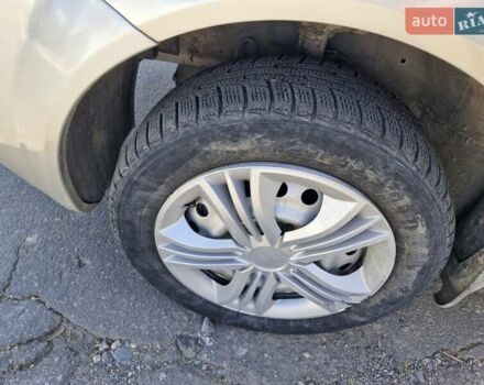 Серый Шевроле Авео, объемом двигателя 1.5 л и пробегом 277 тыс. км за 2799 $, фото 21 на Automoto.ua