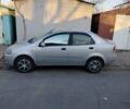 Серый Шевроле Авео, объемом двигателя 1.5 л и пробегом 300 тыс. км за 3300 $, фото 1 на Automoto.ua