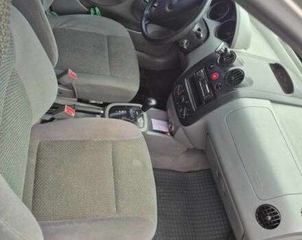 Серый Шевроле Авео, объемом двигателя 1.5 л и пробегом 266 тыс. км за 2100 $, фото 4 на Automoto.ua