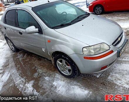 Сірий Шевроле Авео, об'ємом двигуна 1.5 л та пробігом 330 тис. км за 2500 $, фото 1 на Automoto.ua