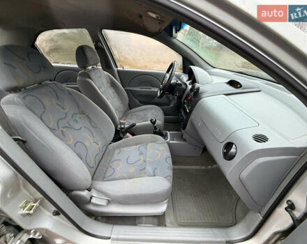 Серый Шевроле Авео, объемом двигателя 1.5 л и пробегом 153 тыс. км за 1600 $, фото 14 на Automoto.ua