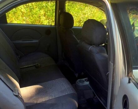 Серый Шевроле Авео, объемом двигателя 1.5 л и пробегом 351 тыс. км за 1499 $, фото 6 на Automoto.ua