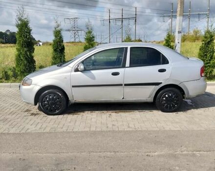 Сірий Шевроле Авео, об'ємом двигуна 1.5 л та пробігом 29 тис. км за 1600 $, фото 1 на Automoto.ua