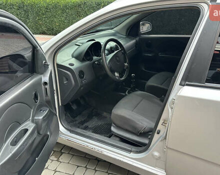 Серый Шевроле Авео, объемом двигателя 1.5 л и пробегом 260 тыс. км за 2500 $, фото 6 на Automoto.ua