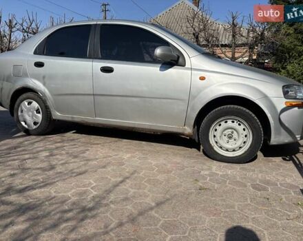 Серый Шевроле Авео, объемом двигателя 1.5 л и пробегом 155 тыс. км за 2500 $, фото 6 на Automoto.ua