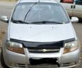 Серый Шевроле Авео, объемом двигателя 1.5 л и пробегом 273 тыс. км за 3400 $, фото 1 на Automoto.ua