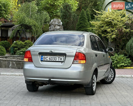 Серый Шевроле Авео, объемом двигателя 1.5 л и пробегом 347 тыс. км за 2750 $, фото 5 на Automoto.ua