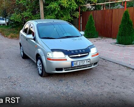 Сірий Шевроле Авео, об'ємом двигуна 1.5 л та пробігом 200 тис. км за 3200 $, фото 7 на Automoto.ua