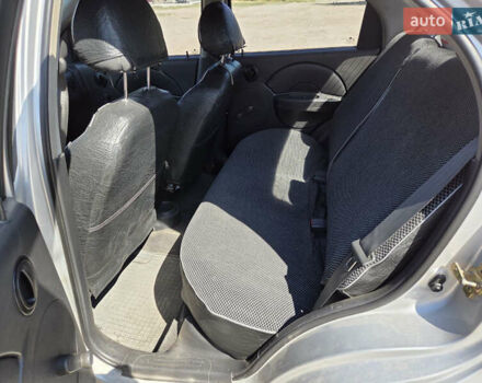 Серый Шевроле Авео, объемом двигателя 1.5 л и пробегом 202 тыс. км за 3000 $, фото 11 на Automoto.ua