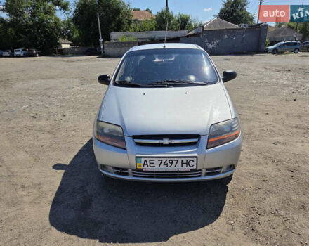 Серый Шевроле Авео, объемом двигателя 1.5 л и пробегом 202 тыс. км за 3000 $, фото 2 на Automoto.ua