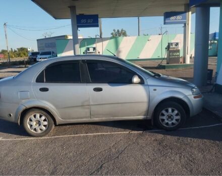 Серый Шевроле Авео, объемом двигателя 1.5 л и пробегом 290 тыс. км за 2800 $, фото 2 на Automoto.ua