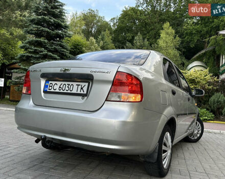 Серый Шевроле Авео, объемом двигателя 1.5 л и пробегом 347 тыс. км за 2750 $, фото 1 на Automoto.ua